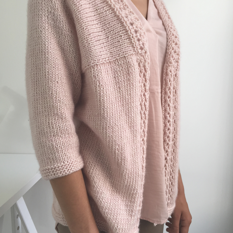 gilet rose tricot face taille 2 - 900